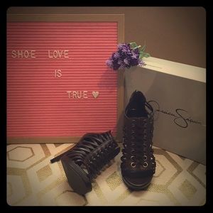 🔥🔥🔥Jessica Simpson Brody Heels🔥🔥🔥